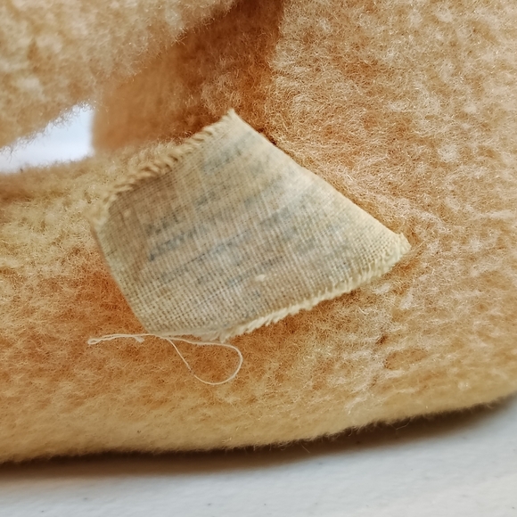 Winnie The Pooh Plush with Bib 9” Stuffed Animal Vintage Walt Disney Productions - Picture 10 of 11